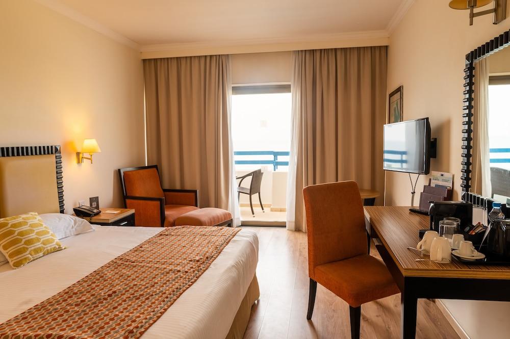 Elias Beach Hotel Limassol Exterior photo