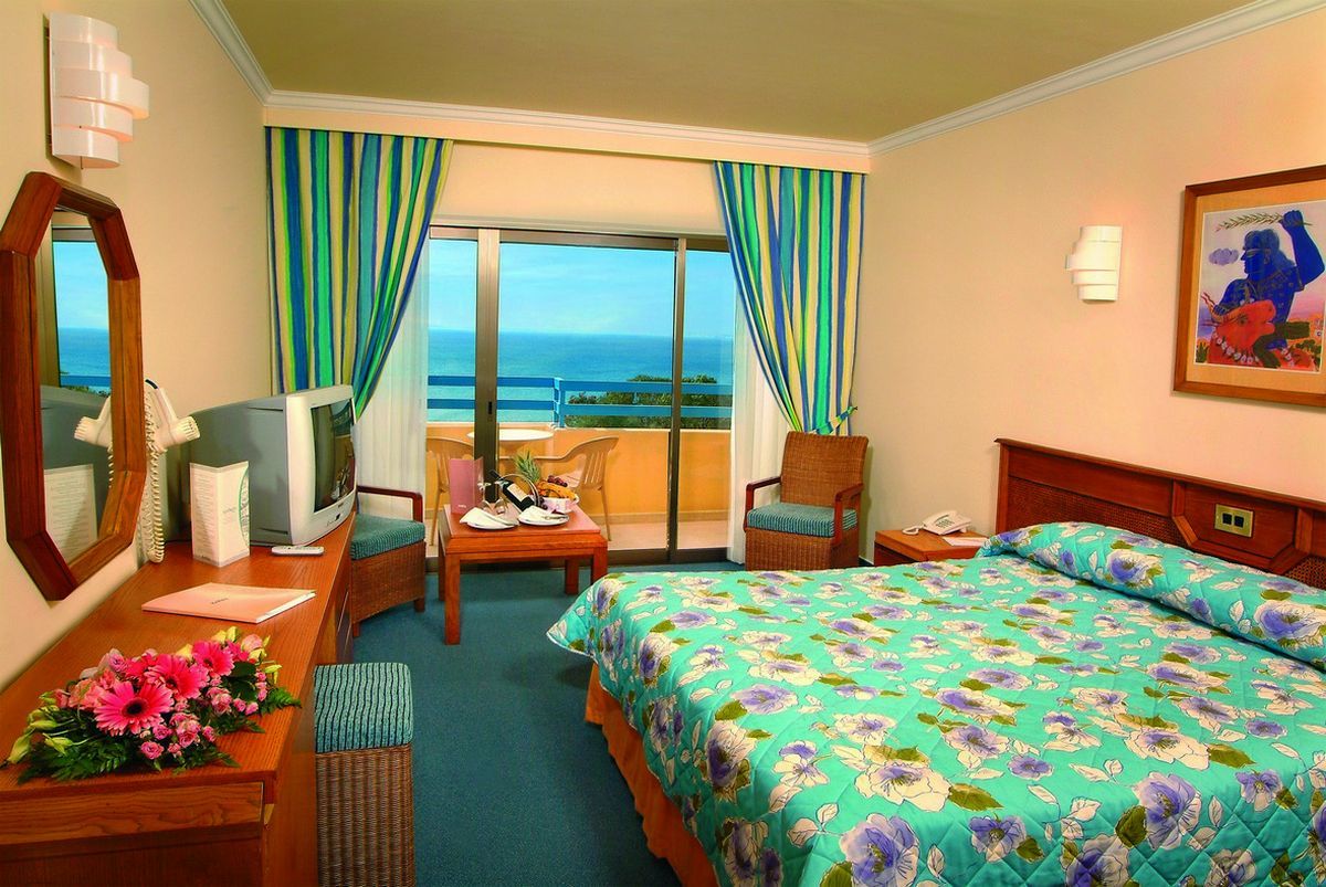 Elias Beach Hotel Limassol Exterior photo